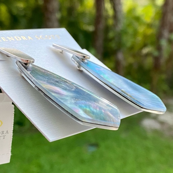 Kendra Scott Adolin Black Mother of Pearl Earrings - Picture 5 of 16